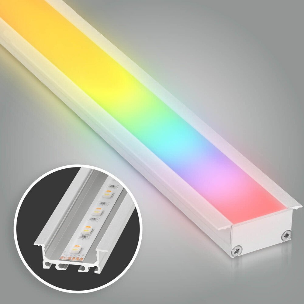 Professionelle und hochwertige LED Leiste von LED Universum mit Premium-Funktionen und einzigartiger RGB CCT 5 in 1 Technologie.