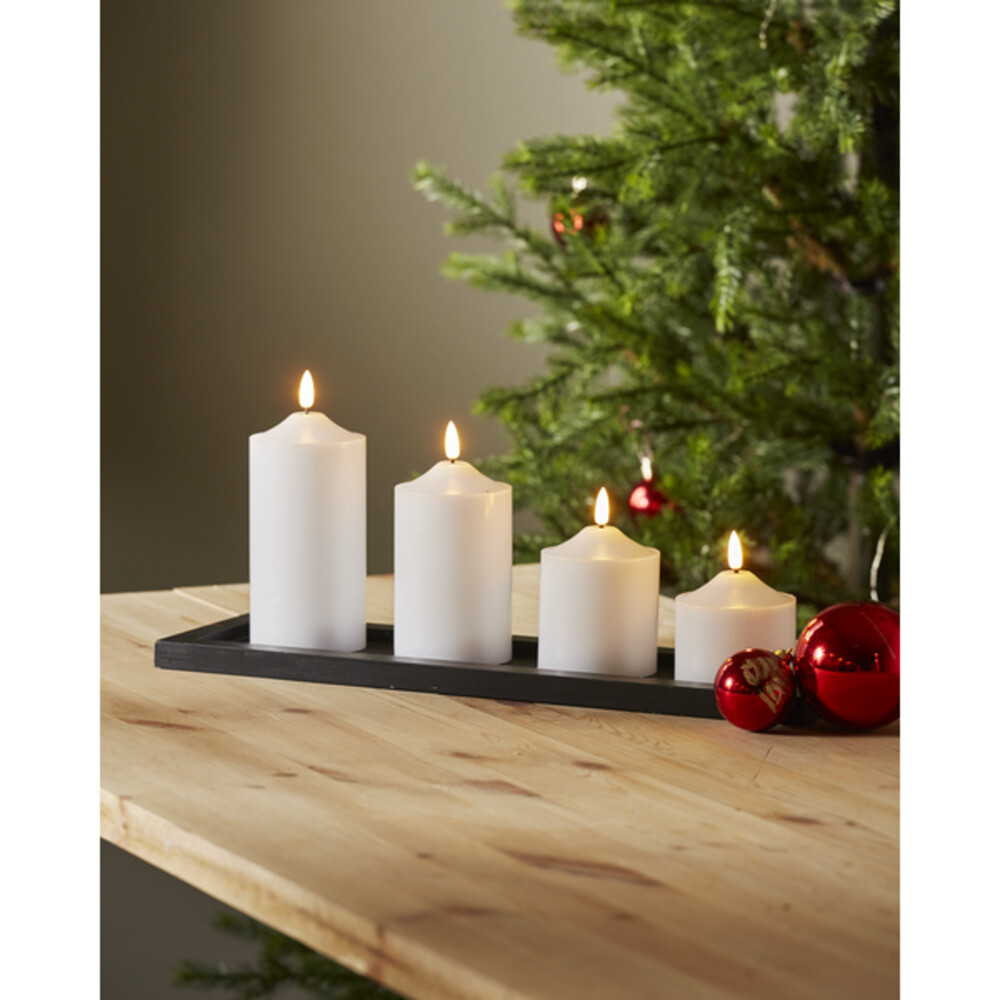 Stilvolle weiße LED Kerze mit warmem Licht und praktischem Timer von Star Trading