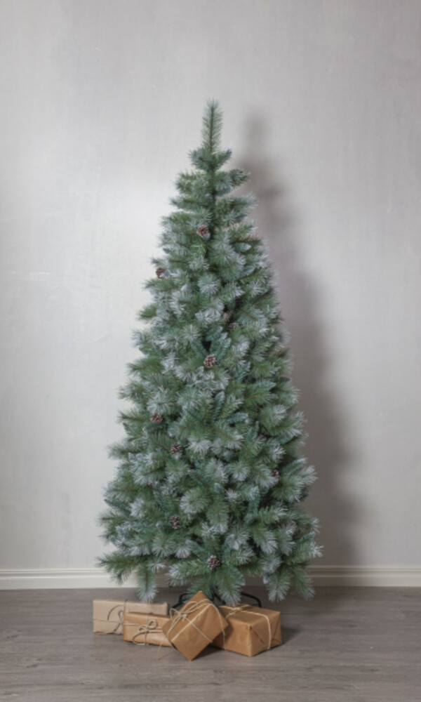 Verzaubernder grün-weißer Weihnachtsbaum mit Schneedekor und Tannenzapfen von Star Trading
