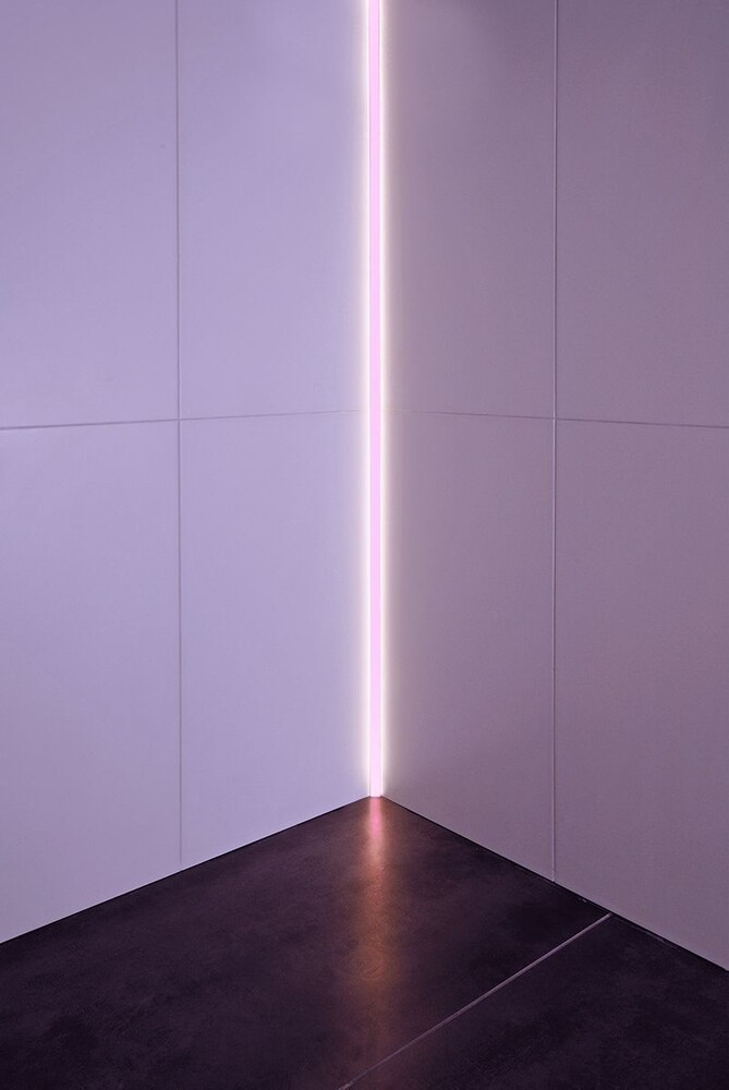 Elegantes silber matt eloxiertes LED Profil der Marke Deko-Light