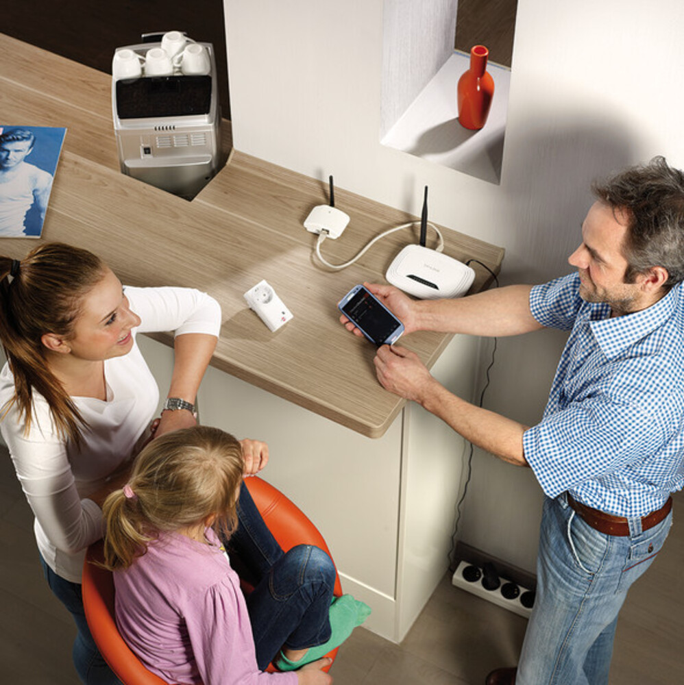 Brennenstuhl Home Automation Gateway GWY 433  Smart Home Funkschalt Empfänger, innovative und leistungsstarke Lösung