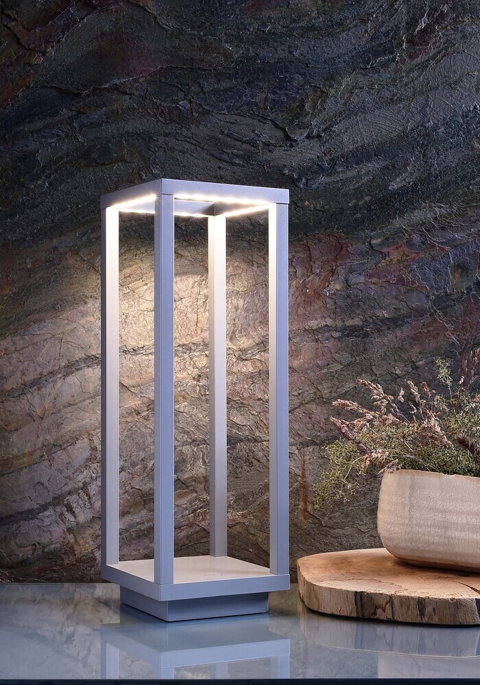 Elegante, energieeffiziente Leselampe von Deko-Light in schickem Design