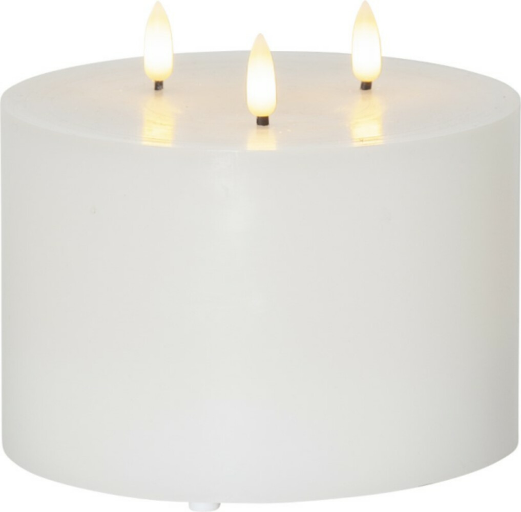 3-flammige, weiße LED-Kerze von Star Trading im eleganten Wachsdesign mit praktischem Timer