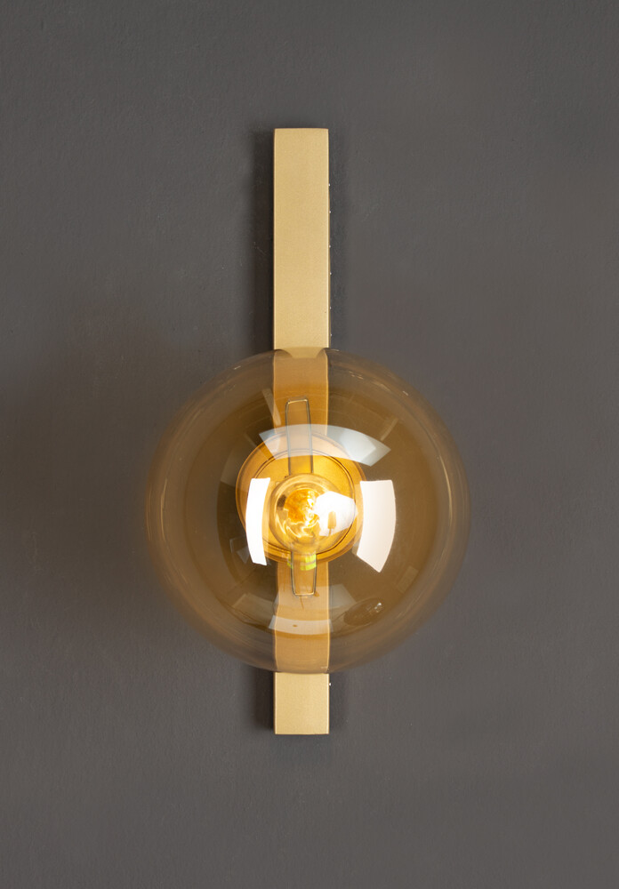 Atemberaubendes Modell der ECO-LIGHT Wandleuchte in auffälligem Gold