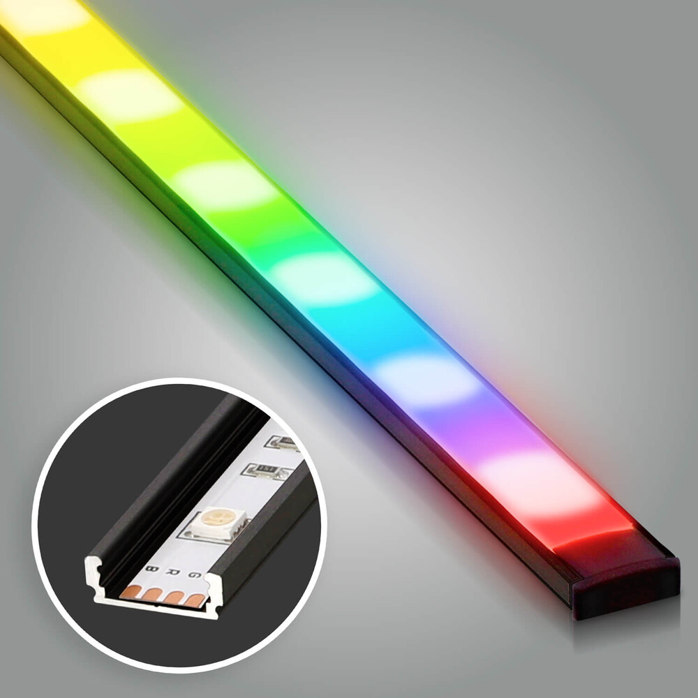 Schlanke schwarzfarbene LED-Leiste Classic 12V mit RGB 30 LED m, luxuriöses Produkt von LED Universum