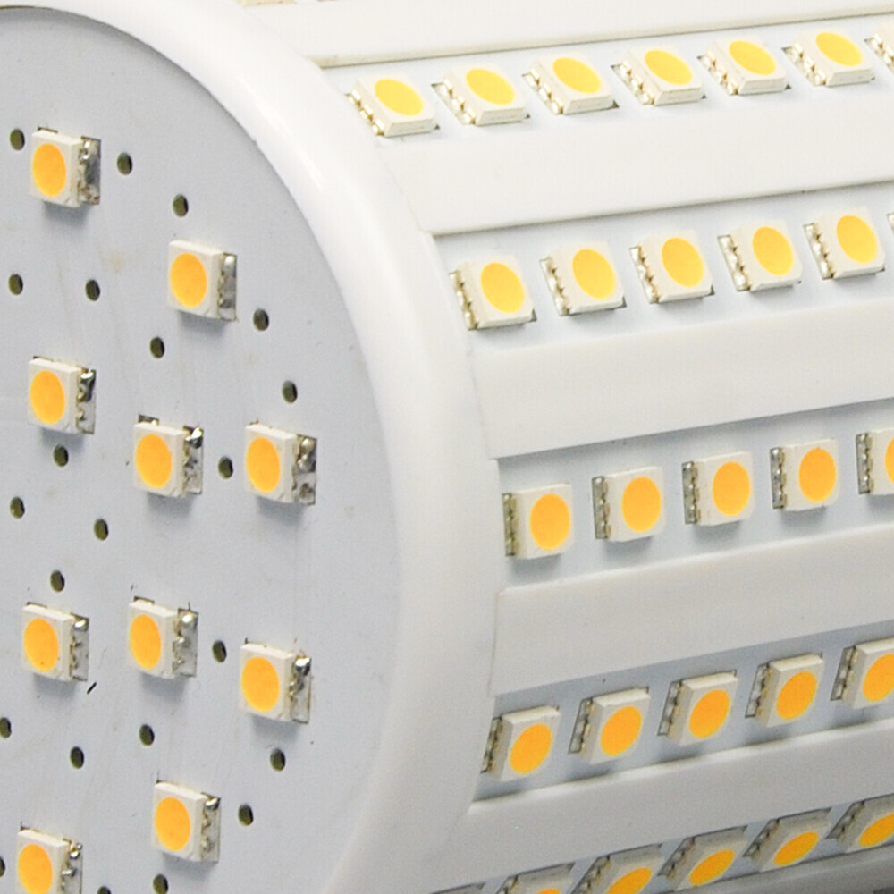 Hochwertiges Isoled Leuchtmittel mit kalter Weißfarbe und effizienter LED-Technologie