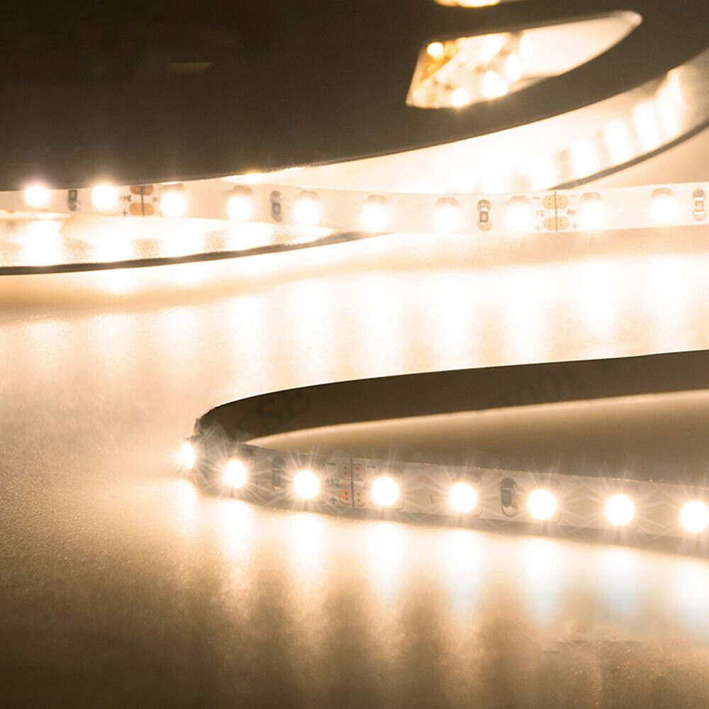 Hochwertiger LED Streifen von Isoled, warmweiß und energieeffizient