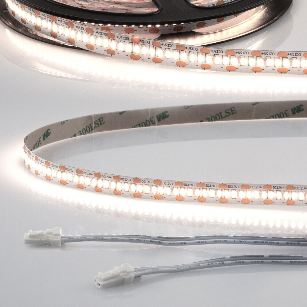 Hochwertiger LED Streifen von Isoled mit leuchtstarkem und energieeffizientem Licht