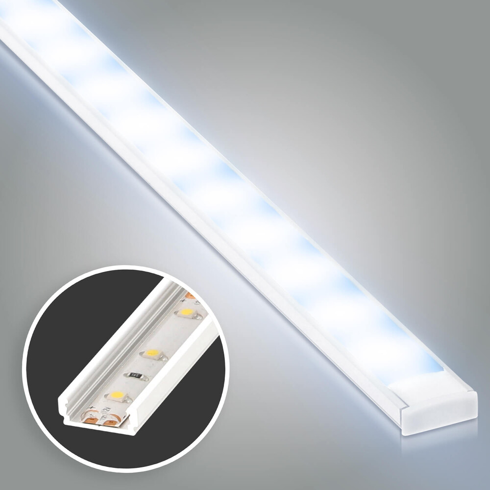 Kaltweiße LED-Leiste Basic Comfort von LED Universum, wasserfest und effizient