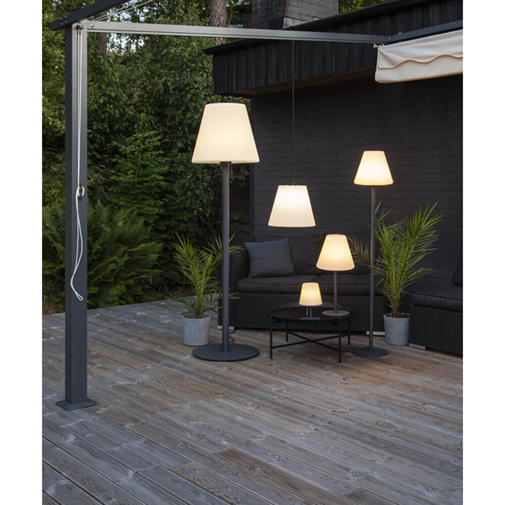 Hochwertige weiß graue LED Gartenlampe von Star Trading – stilvoll für den Außenbereich