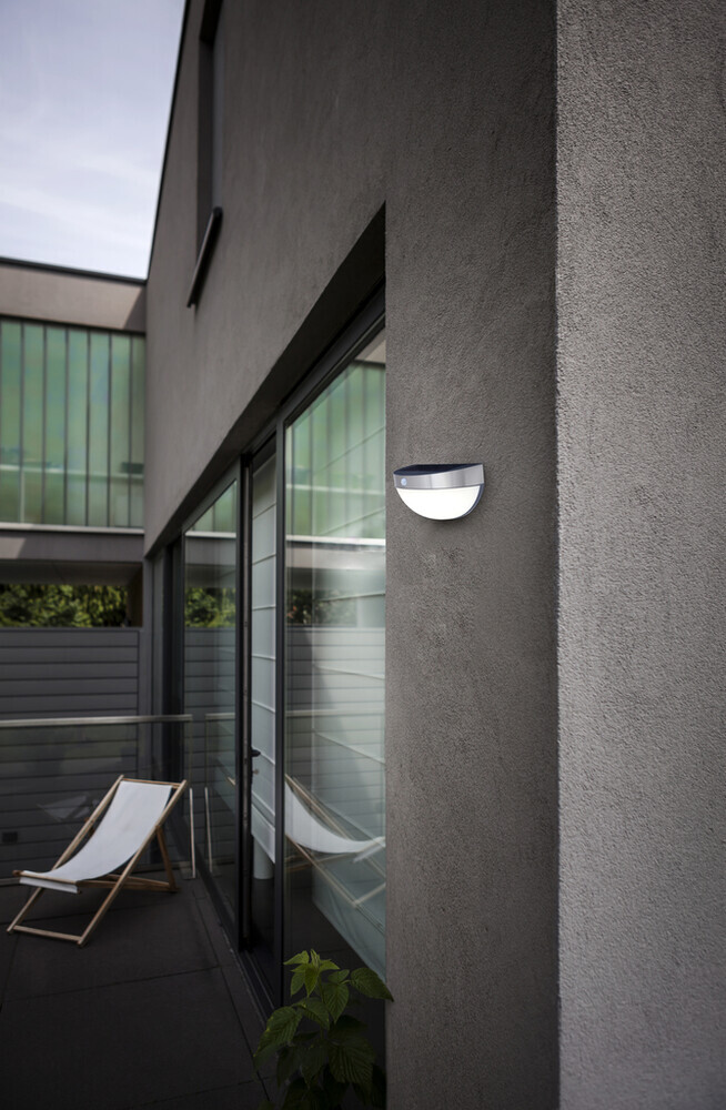 Helle und energieeffiziente Solarleuchte BUBBLE der Marke ECO-LIGHT mit LED-Technologie.