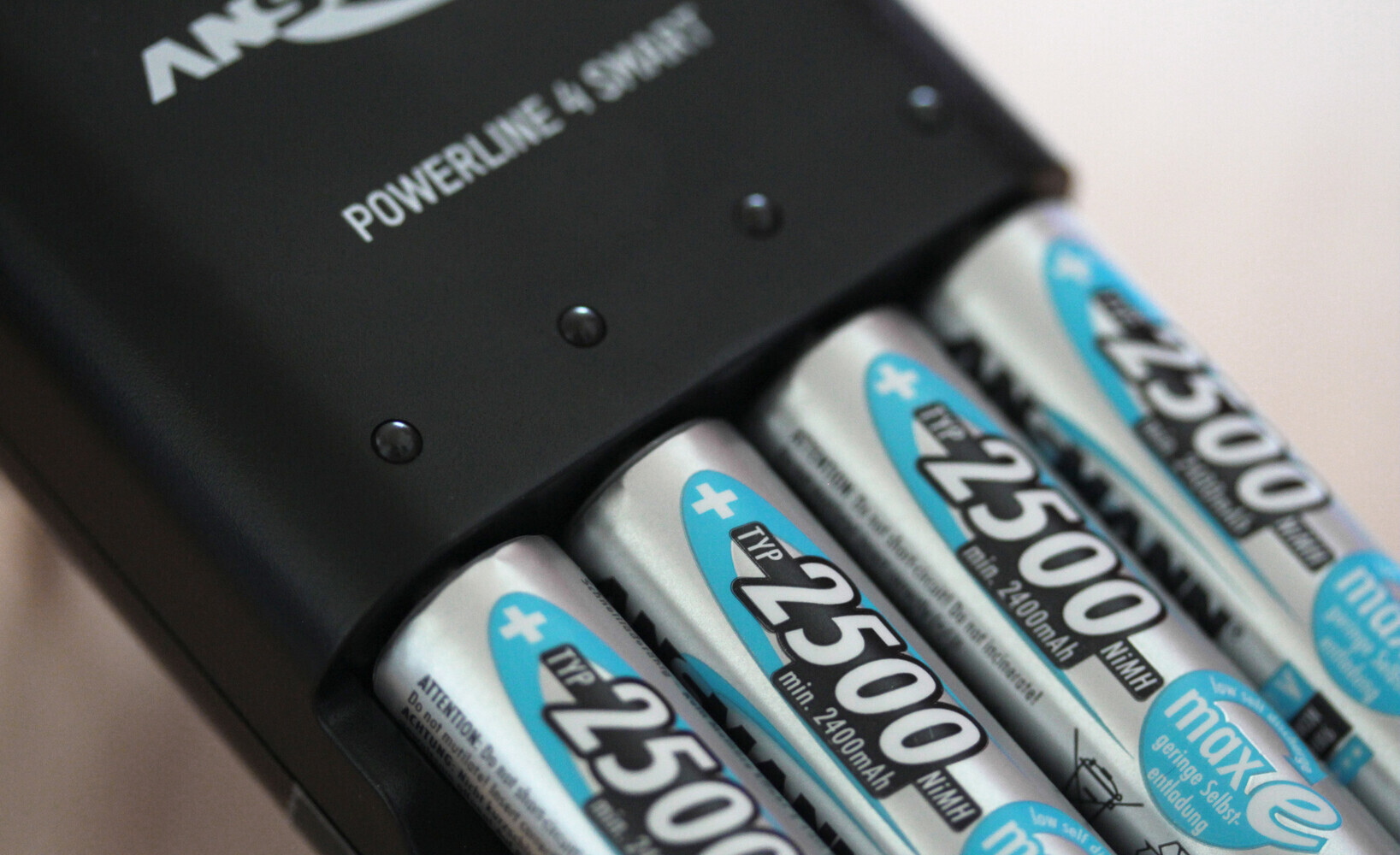 Hochleistungs-AA-Batterien von der beliebten Marke Ansmann
