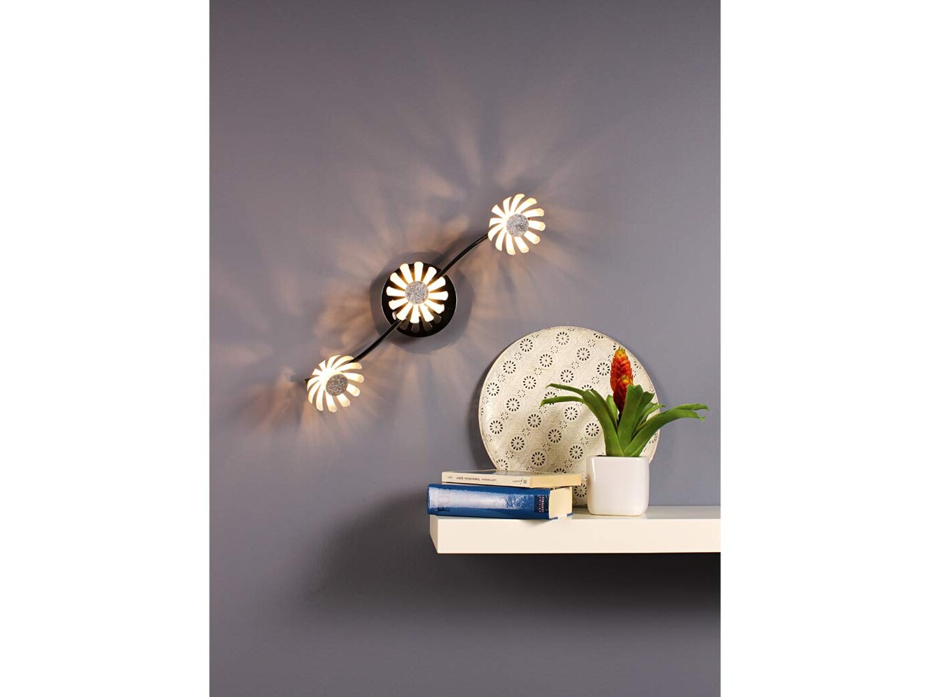 Elegante LED Deckenleuchte Bloom 3 flammig von ECO-LIGHT