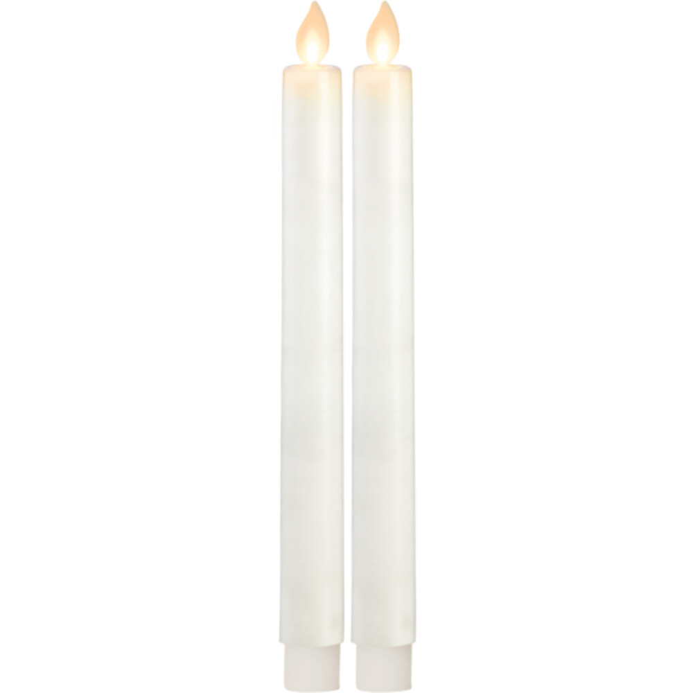Weiße LED Kerzen von Star Trading mit beweglicher Flamme und Timer