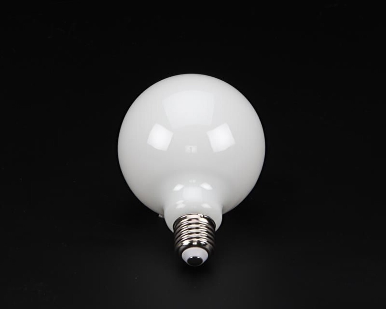 Filament Leuchtmittel von Deko Light, milchig, E27 G95 2700K, ideal für stilvolle Beleuchtung